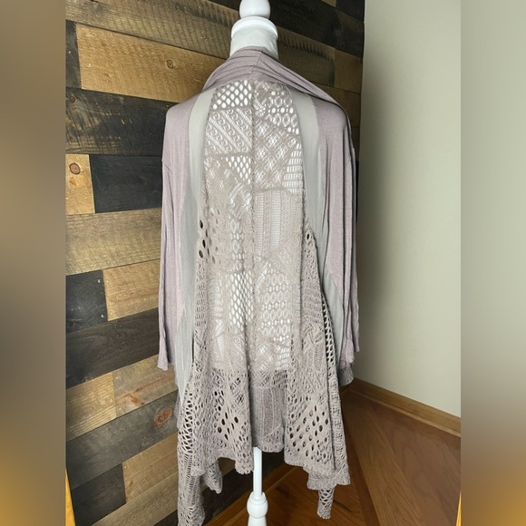 La Vanya Draped Open Front Lagenlook Cardigan with Crochet Lace Trim Size 3X - Picture 2 of 6